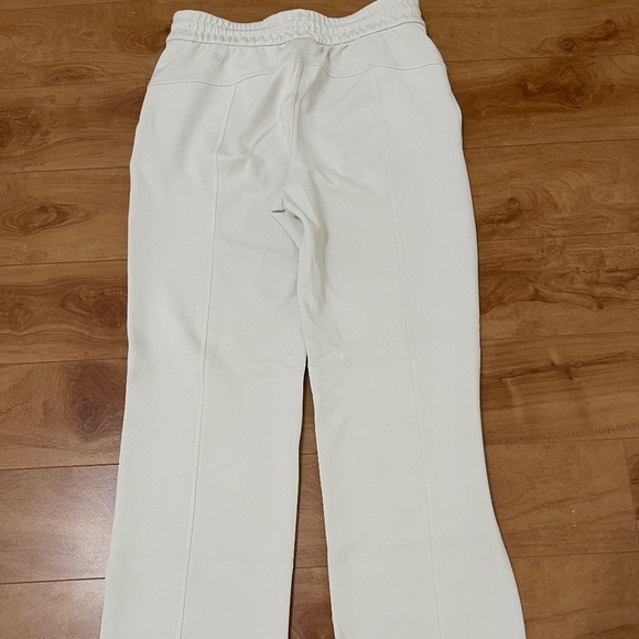 Lululemon Women Softstreme High Rise Pant Regular Length Sz 8 Bone New With Tag - Picture 5 of 9